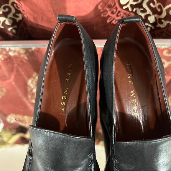 Nine West Leather Slip on Loafer Heels - Picture 5 of 7